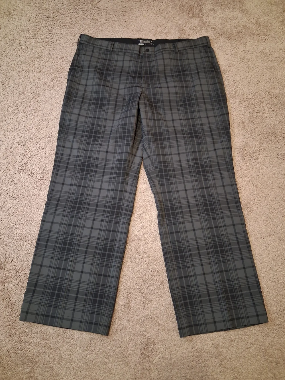 Nike Men's Gray Plaid Chinos
